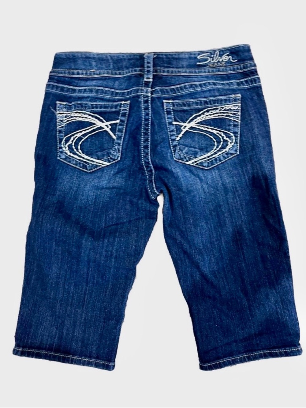 Silver Jeans Dark Blue Denim Shorts with Contrast Stitching size 27